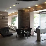 Ve Vysokych Tatrach Štrbské Pleso