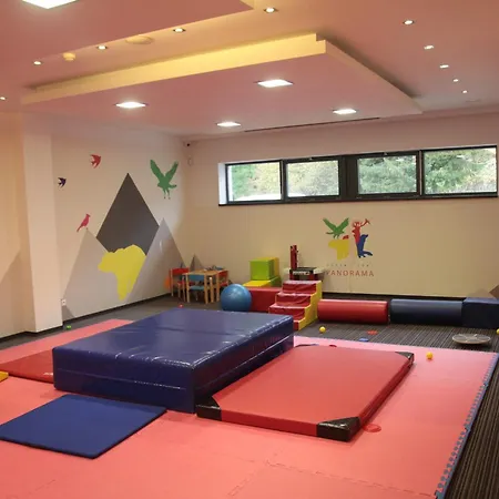 Ve Vysokych Tatrach * Strbske Pleso