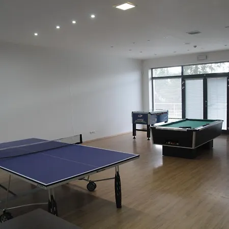 Ve Vysokych Tatrach Strbske Pleso