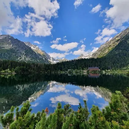 Ve Vysokych Tatrach Štrbské Pleso