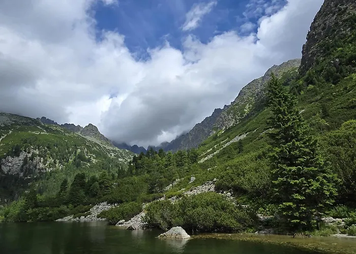 アパート Ve Vysokych Tatrach Štrbské Pleso